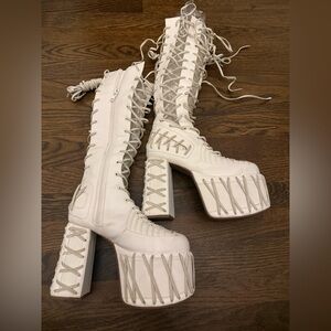 Dolls Kill Club Exx Rude Awakening Platform Boots (White) size 6M